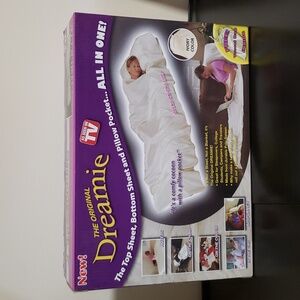 NWOT The original dreamie sheet & pillow pocket - Ivory color